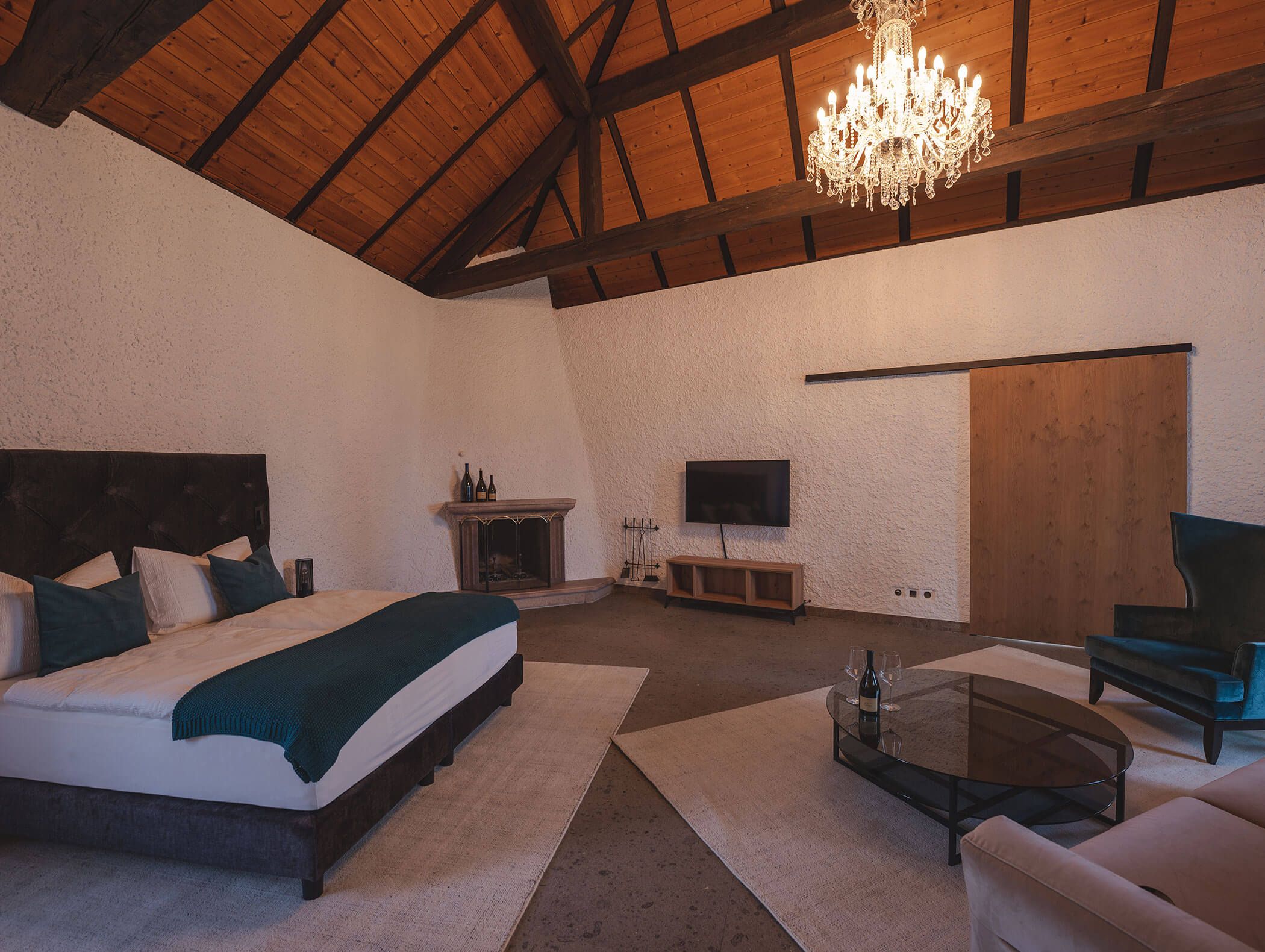 Bed - ApartSuite Quarz